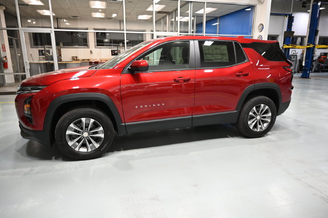 New 2027 Chevrolet Equinox LT w/ Convenience Package II FWD image 7