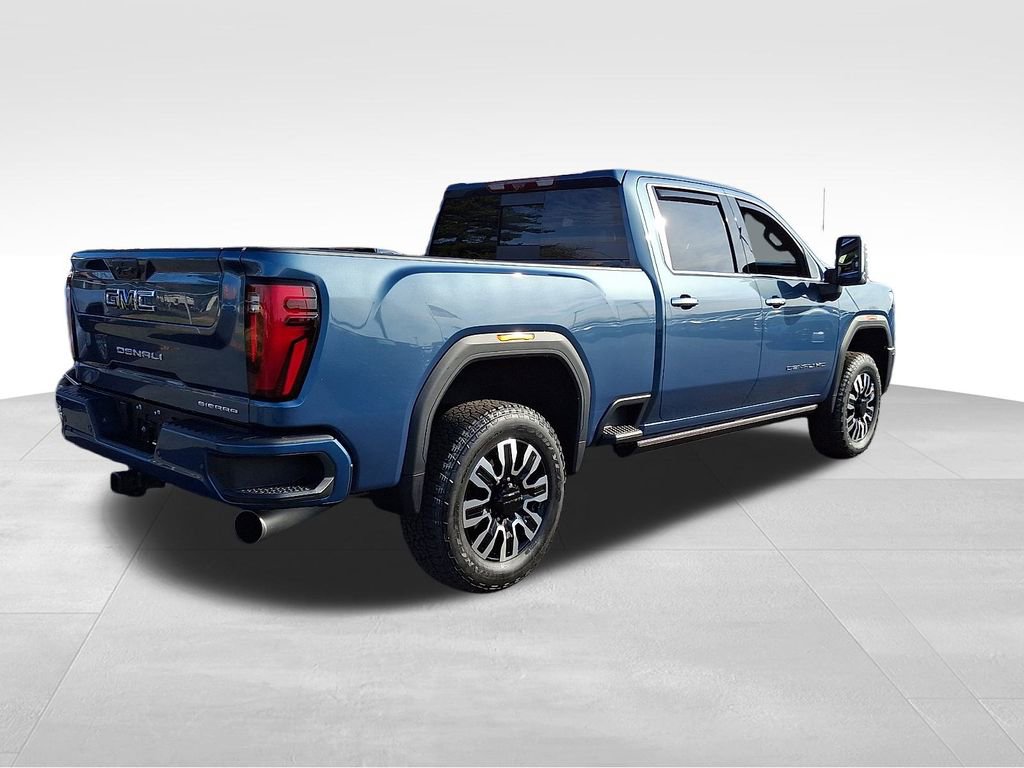 Used 2025 GMC Sierra 2500 Denali Ultimate image 6