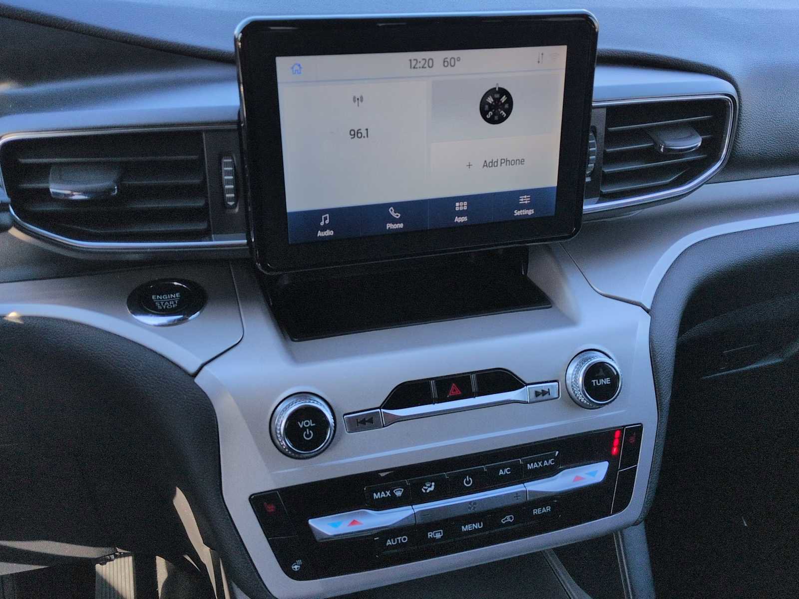 Used 2023 Ford Explorer XLT w/ Equipment Group 202A image 28