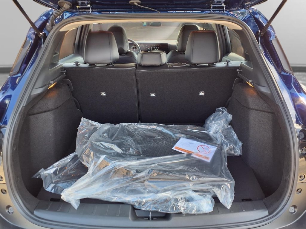 New 2027 Nissan Kicks SR w/ SR Premium Package AWD/4WD image 23