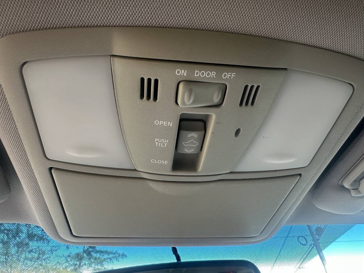Used 2010 Nissan Murano SL w/ Leather Pkg AWD/4WD image 19