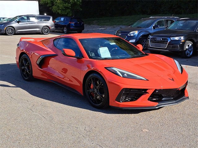 Used 2020 Chevrolet Corvette Stingray Premium Cpe w/ 3LT Preferred Equipment Group image 7