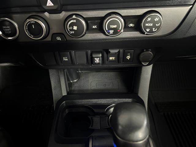 Used 2020 Toyota Tacoma TRD Off-Road image 21