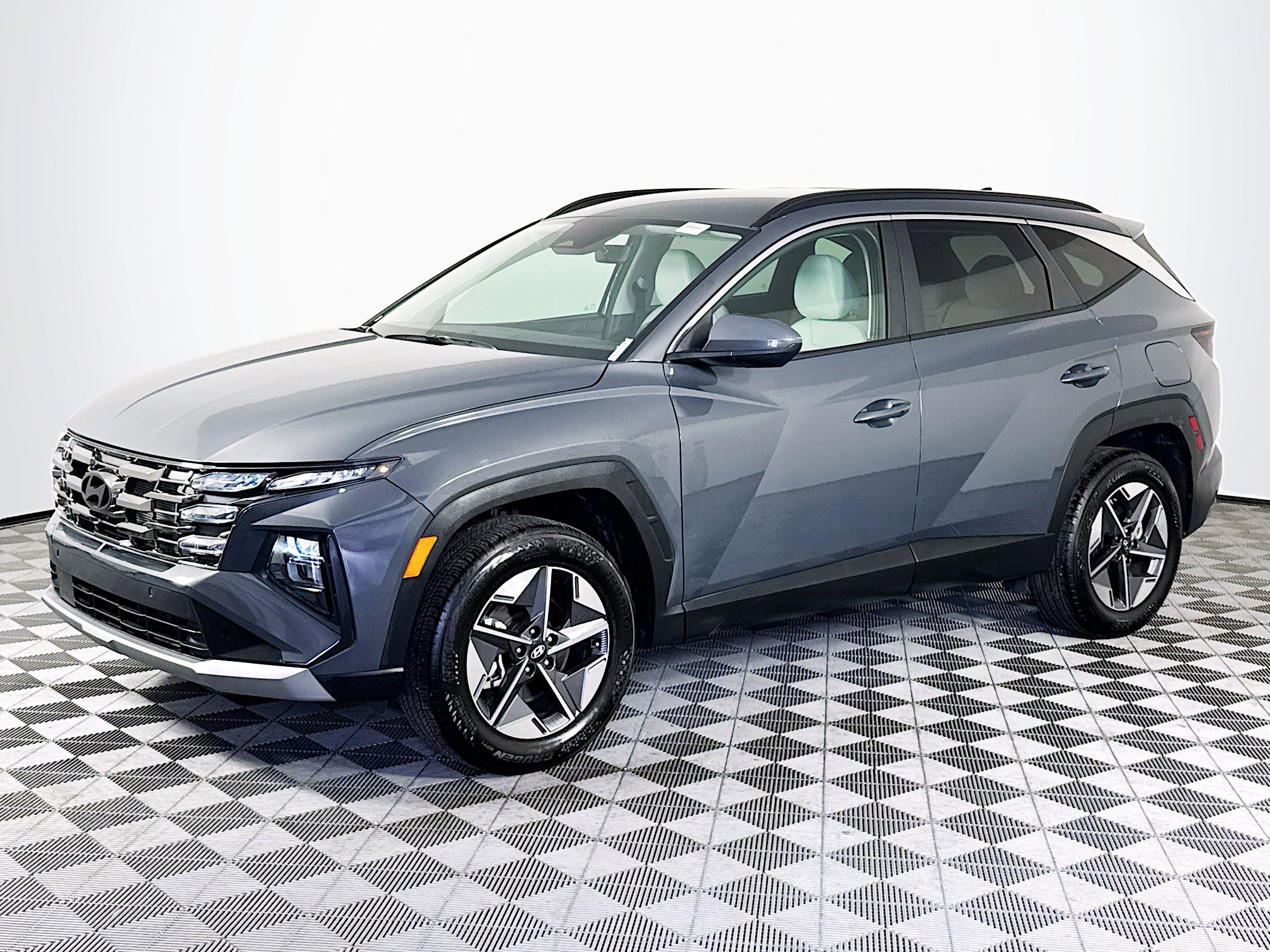 Used 2026 Hyundai Tucson SEL AWD/4WD image 4