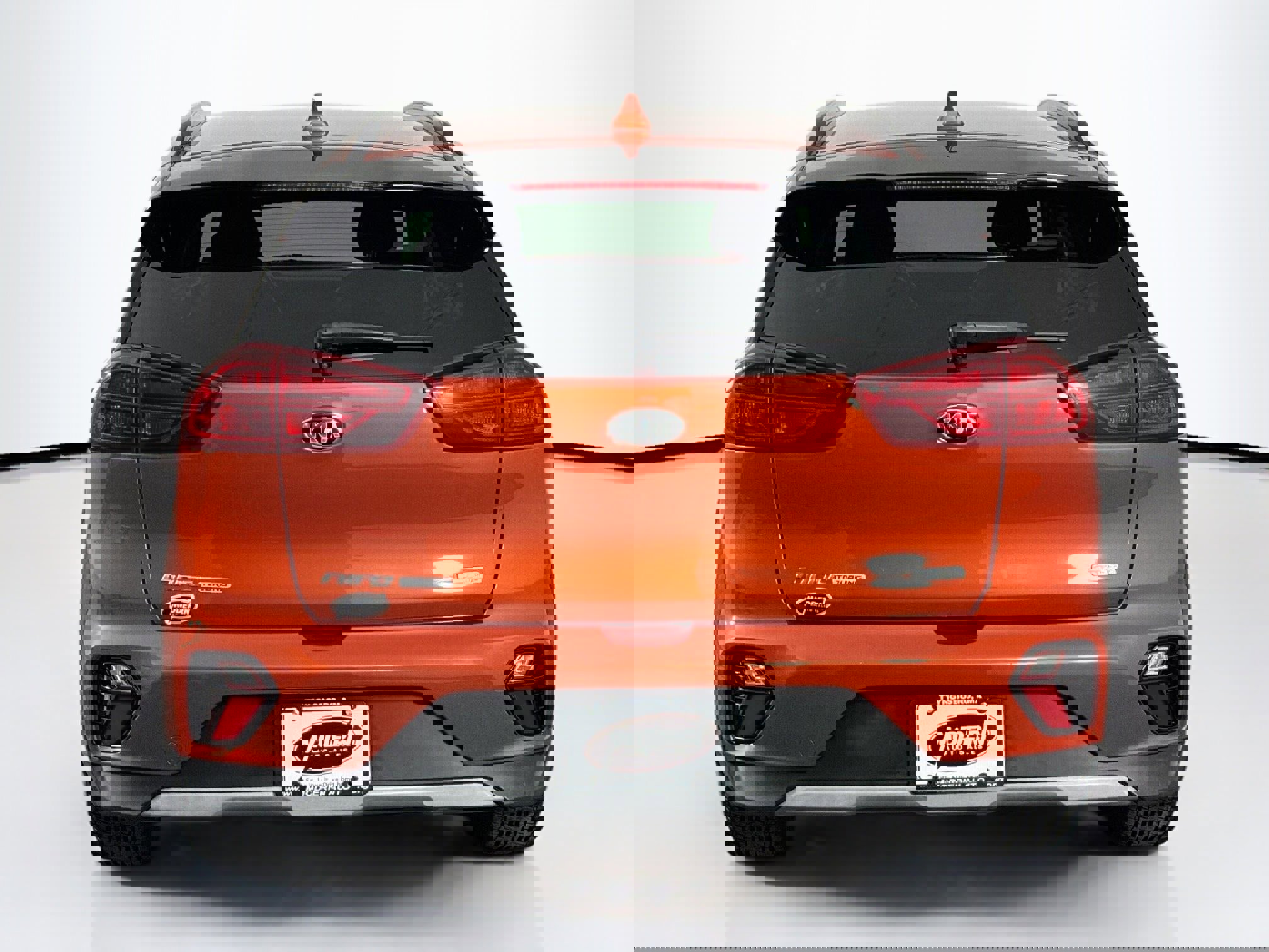 Used 2020 Kia Niro Touring image 10