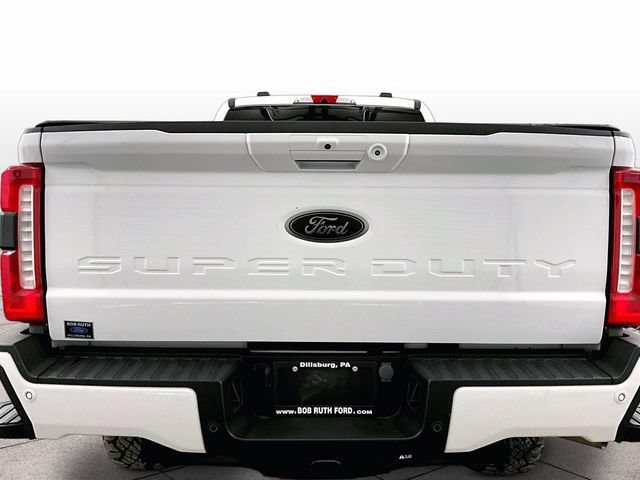 Certified 2024 Ford F250 Lariat w/ Lariat Ultimate Package AWD/4WD image 4