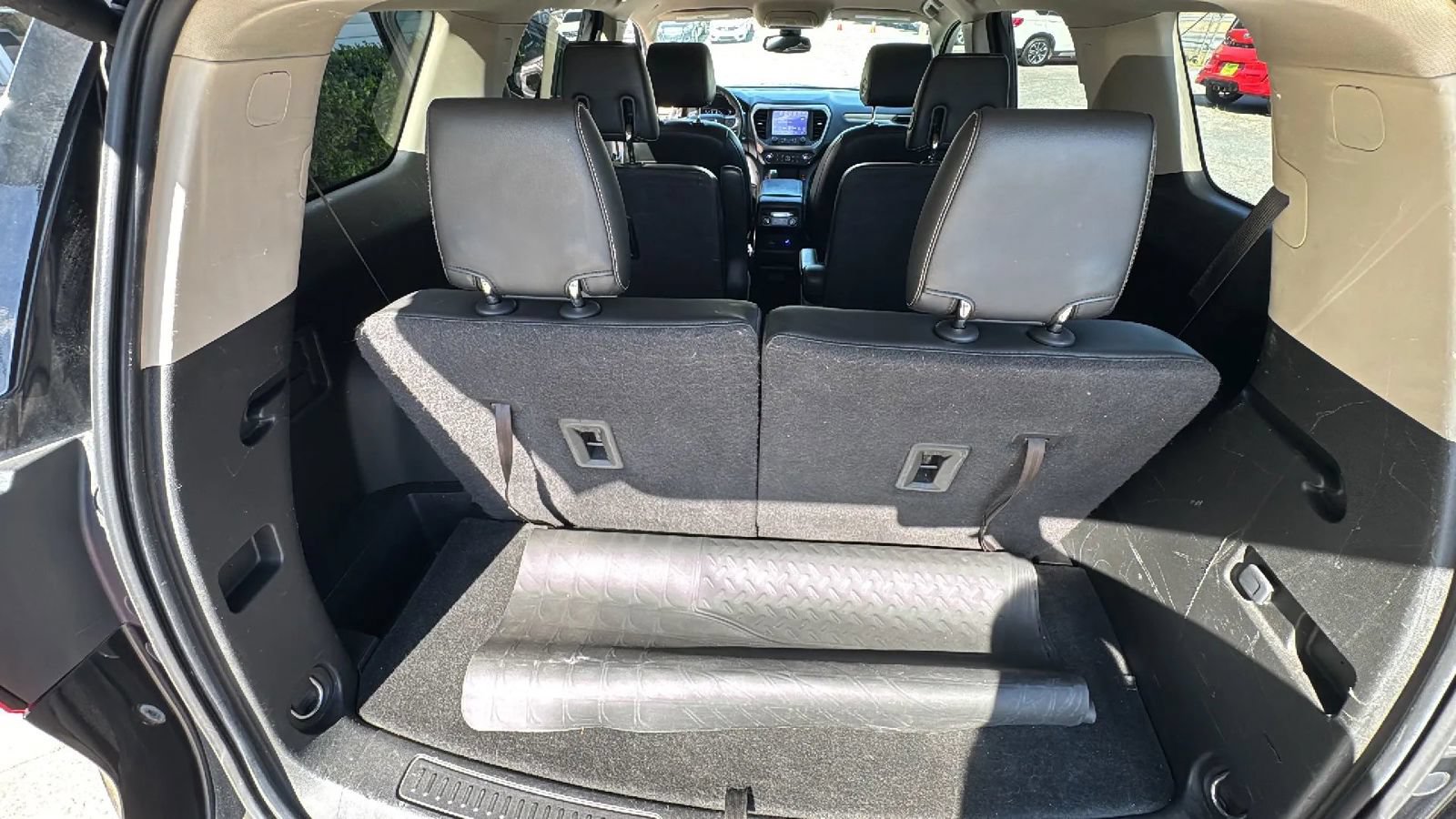 Used 2017 GMC Acadia Denali FWD image 19