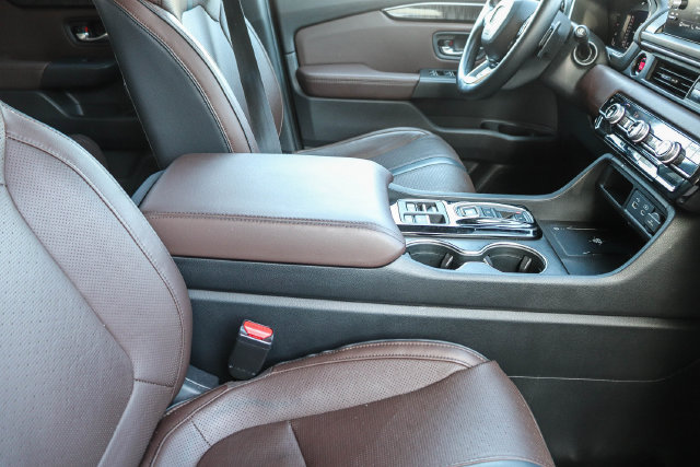 Used 2024 Honda Pilot Elite image 17