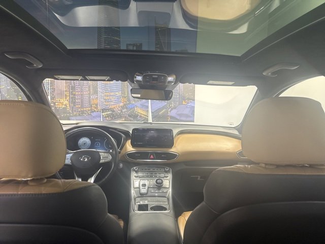 Used 2022 Hyundai Santa Fe Calligraphy image 17