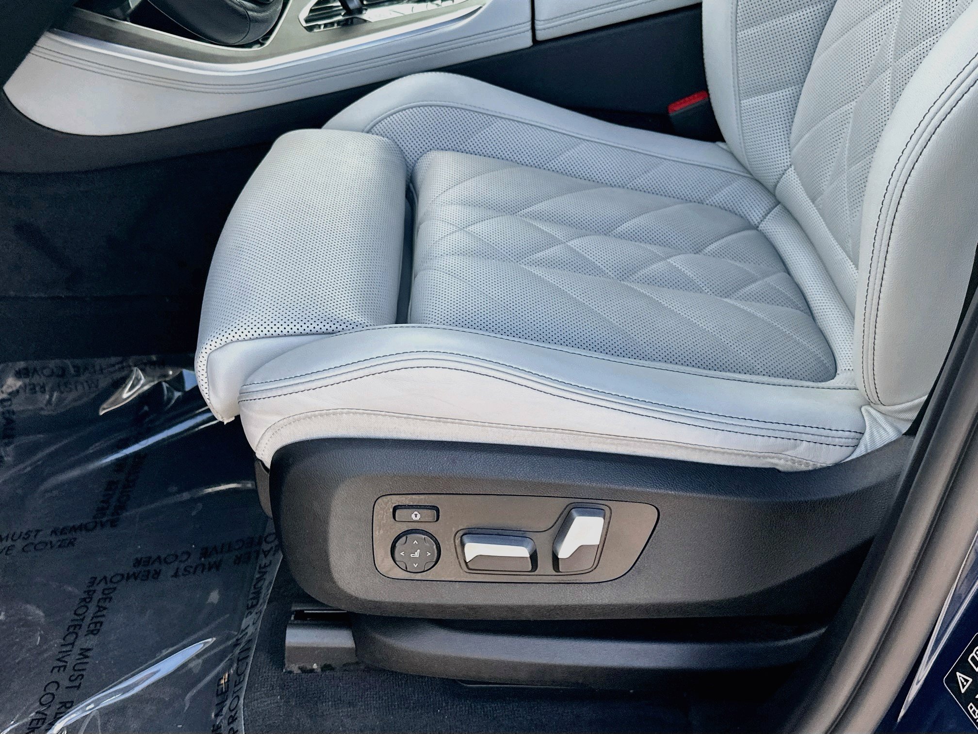 Used 2023 BMW X5 xDrive40i w/ Premium Package AWD/4WD image 19