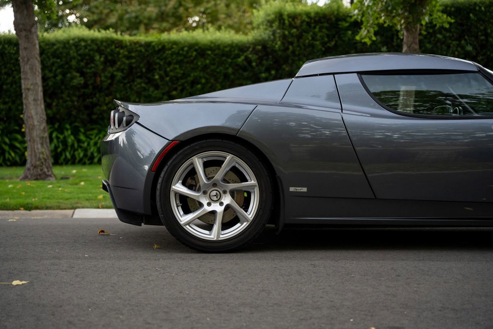 Used 2011 Tesla Roadster Sport image 53