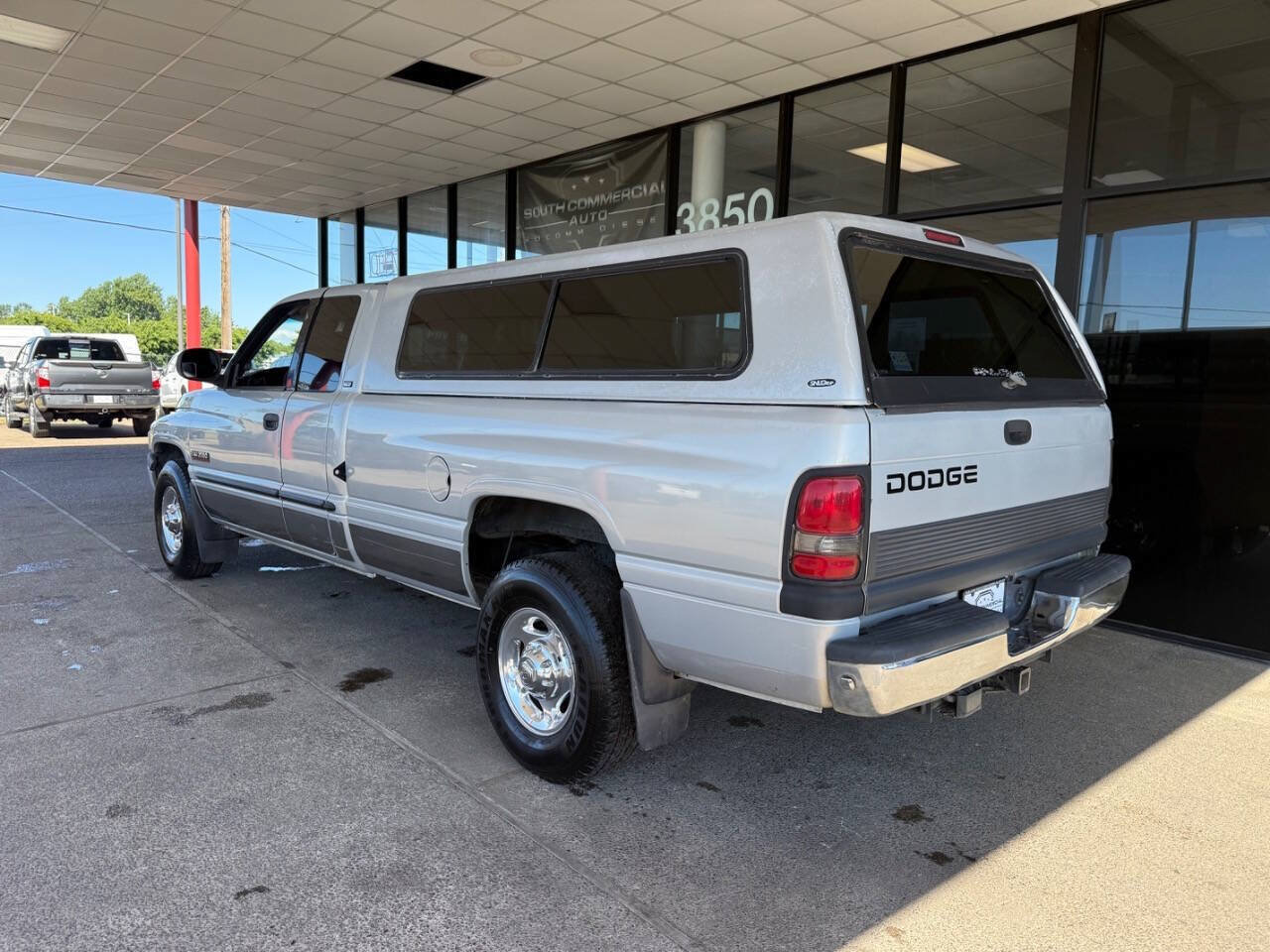 Used 2000 Dodge Ram 2500 Truck 2WD Quad Cab image 3