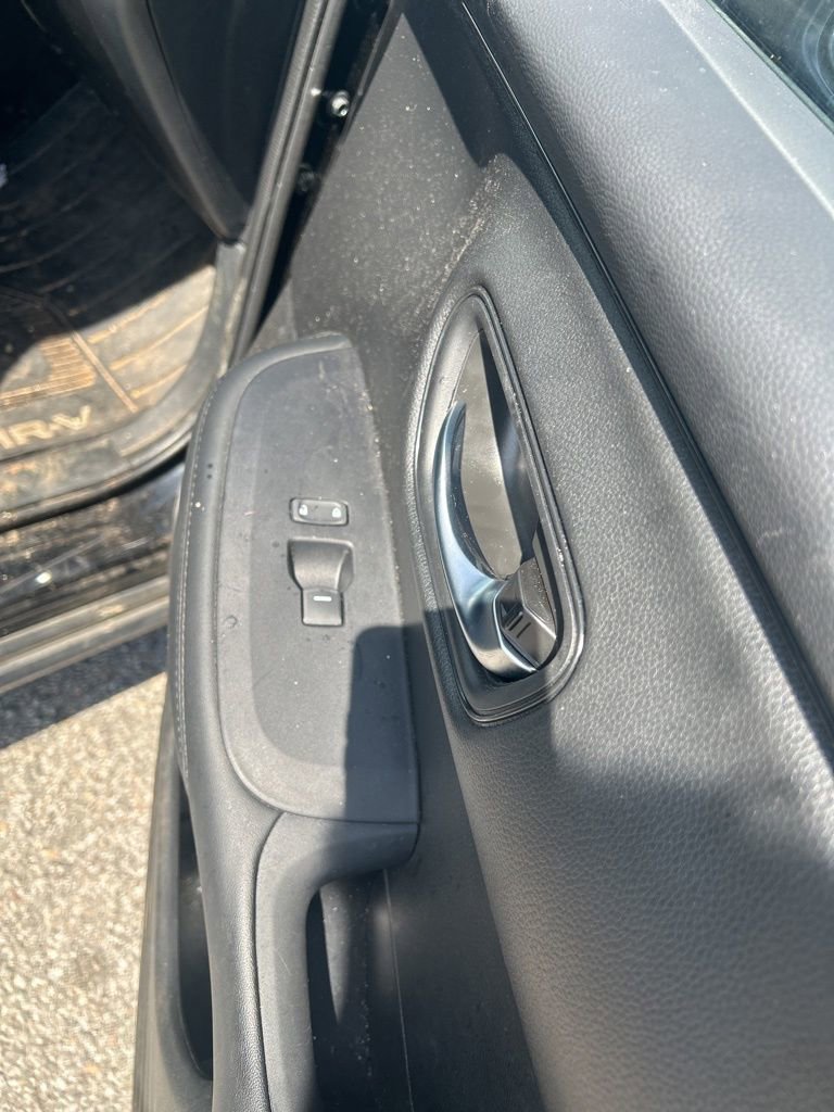 Certified 2026 Honda HR-V LX image 17