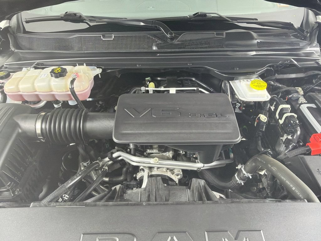 Used 2025 RAM 1500 Big Horn AWD/4WD image 30