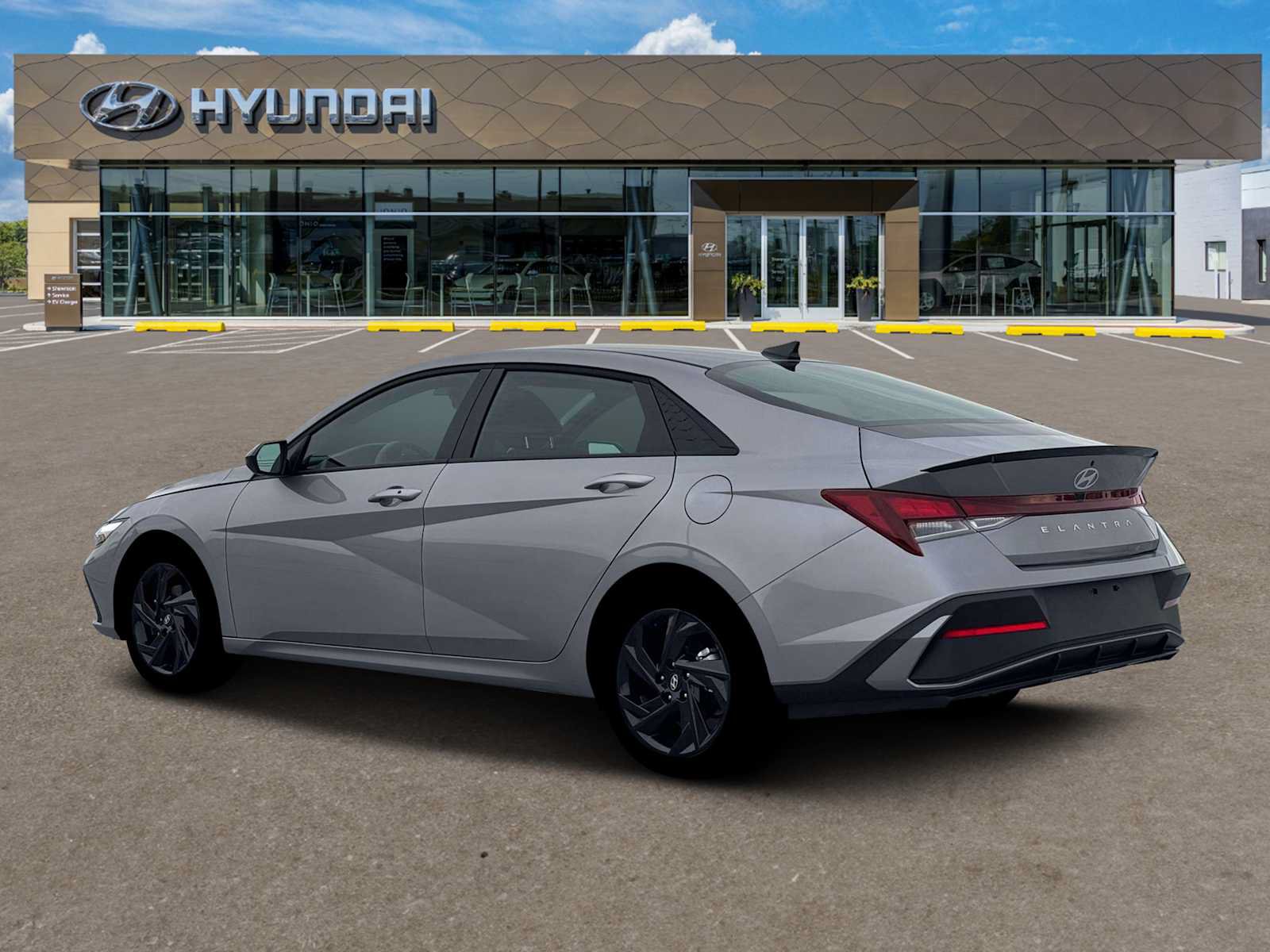 Used 2026 Hyundai Elantra Sport FWD image 4