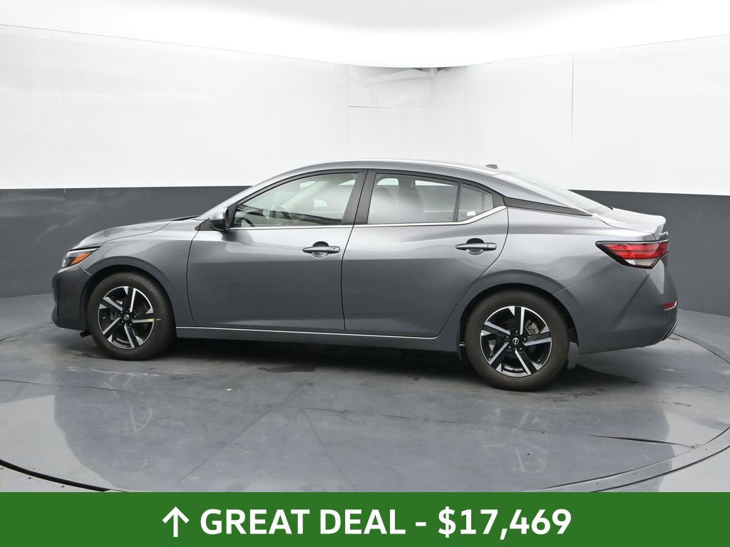 Used 2024 Nissan Sentra SV FWD image 10