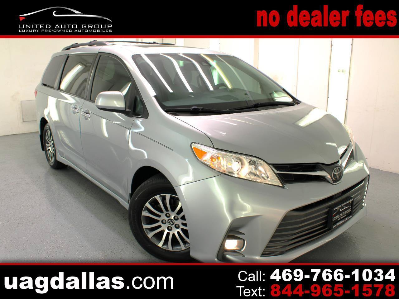 Used 2020 Toyota Sienna XLE Premium FWD image 1
