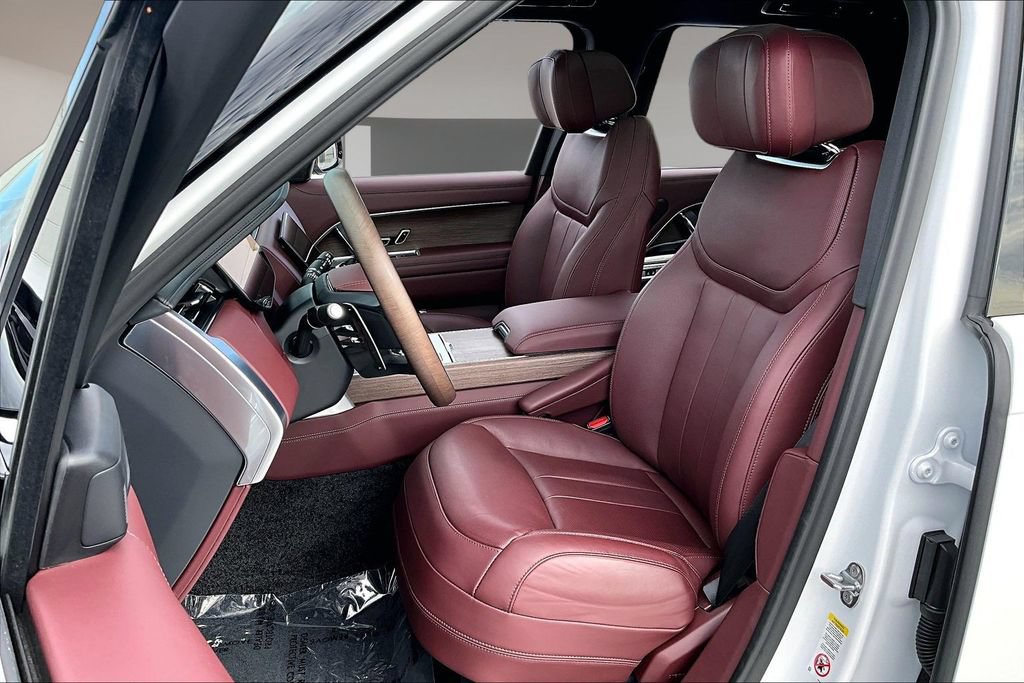 Certified 2025 Land Rover Range Rover Autobiography AWD/4WD image 20