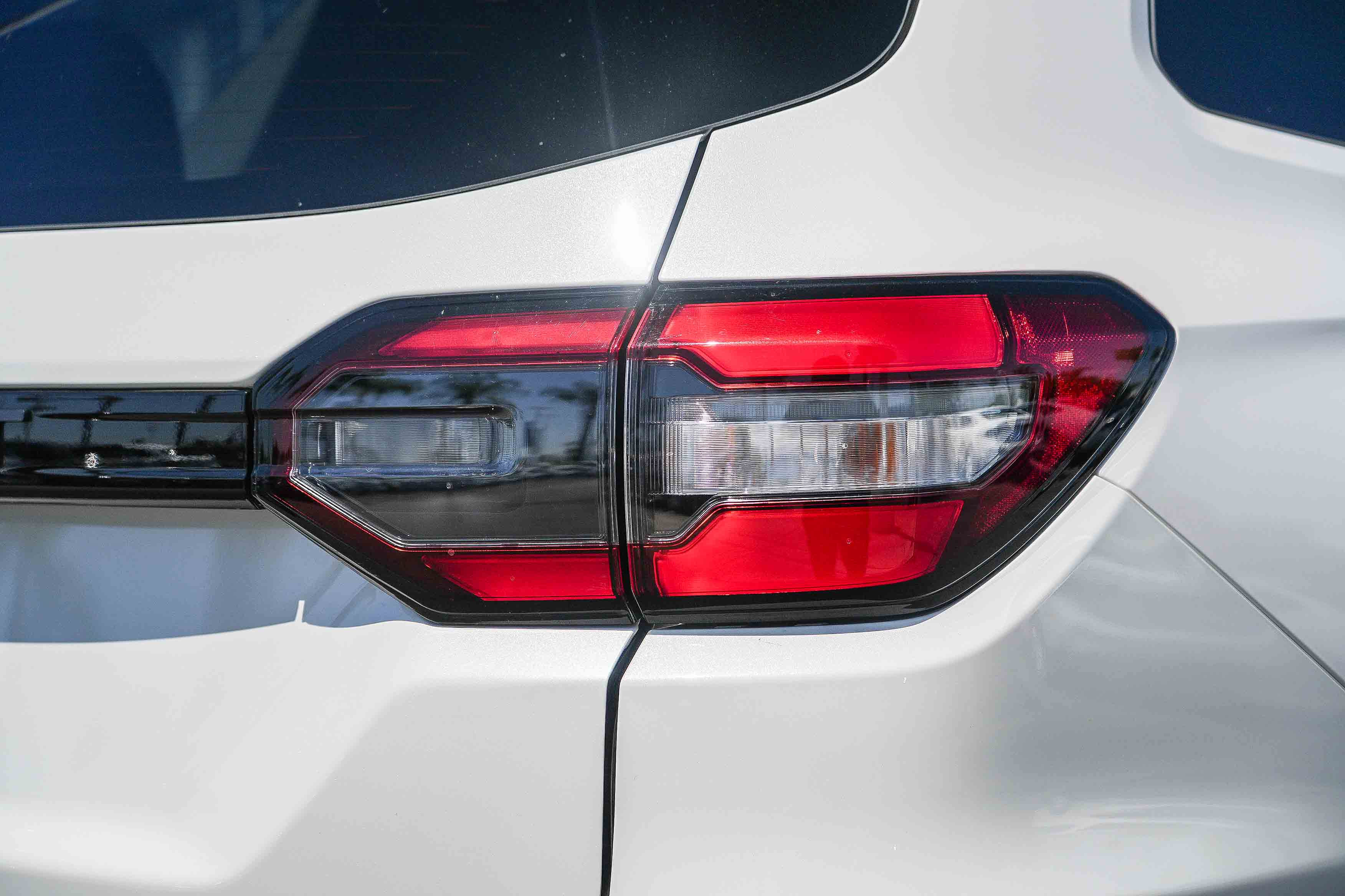 Used 2025 Honda Pilot EX-L image 11
