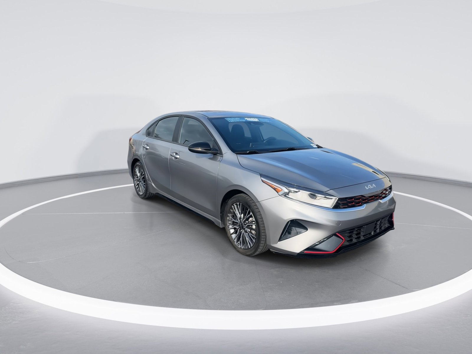 Used 2024 Kia Forte GT-Line w/ GT-Line Premium Package image 2