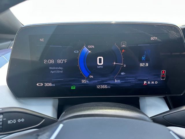 Used 2025 Chevrolet Equinox EV LT FWD image 41