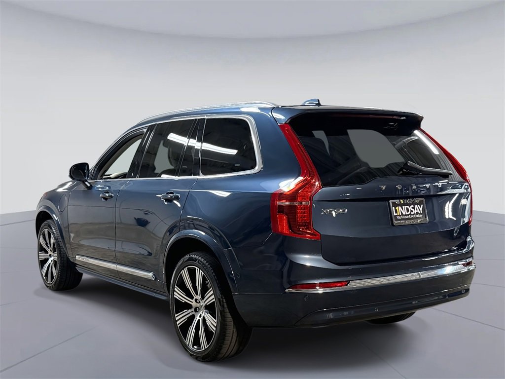 Used 2023 Volvo XC90 T8 Plus image 12