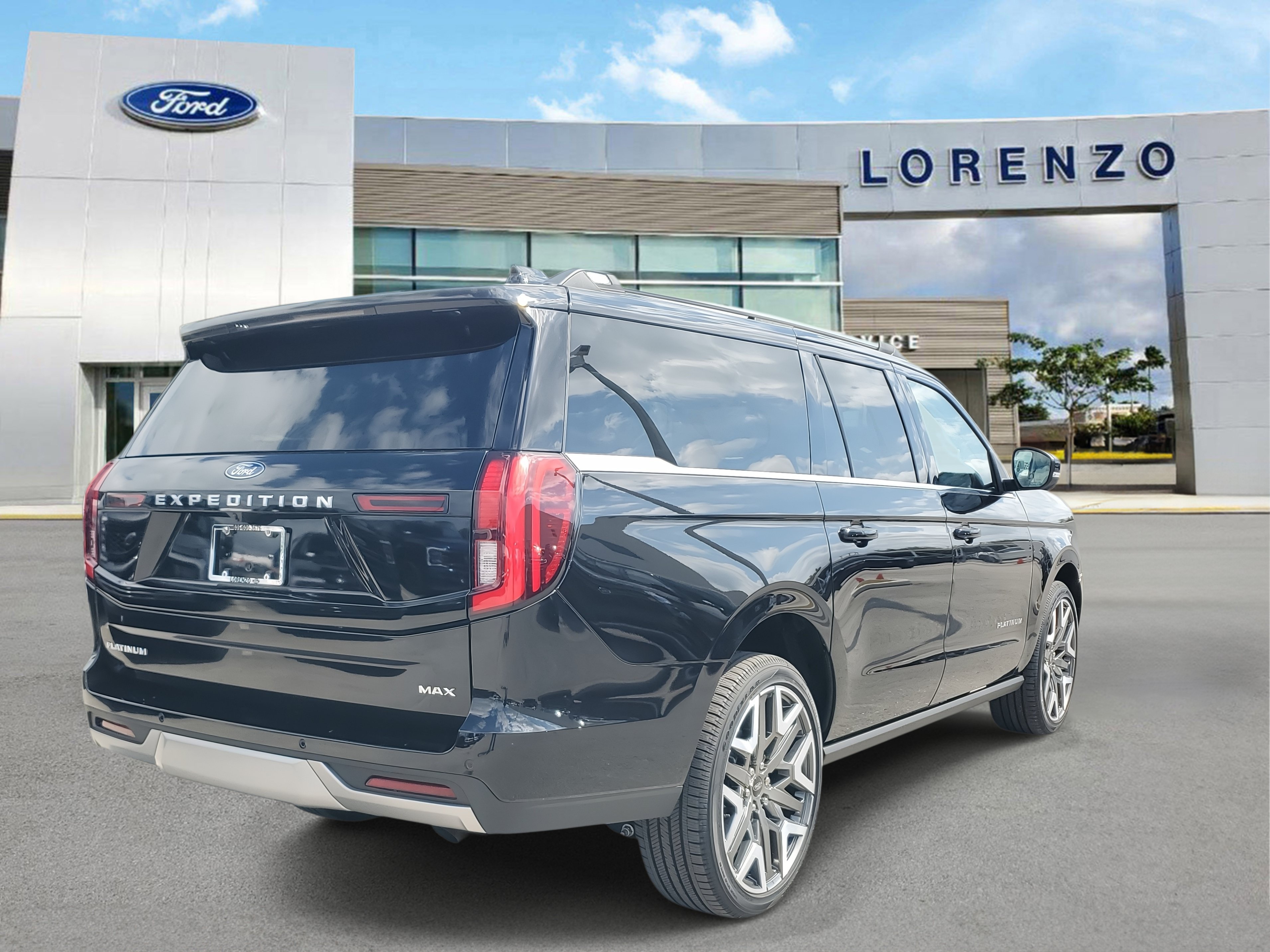 New 2026 Ford Expedition Max Platinum w/ Platinum Ultimate Package AWD/4WD image 4