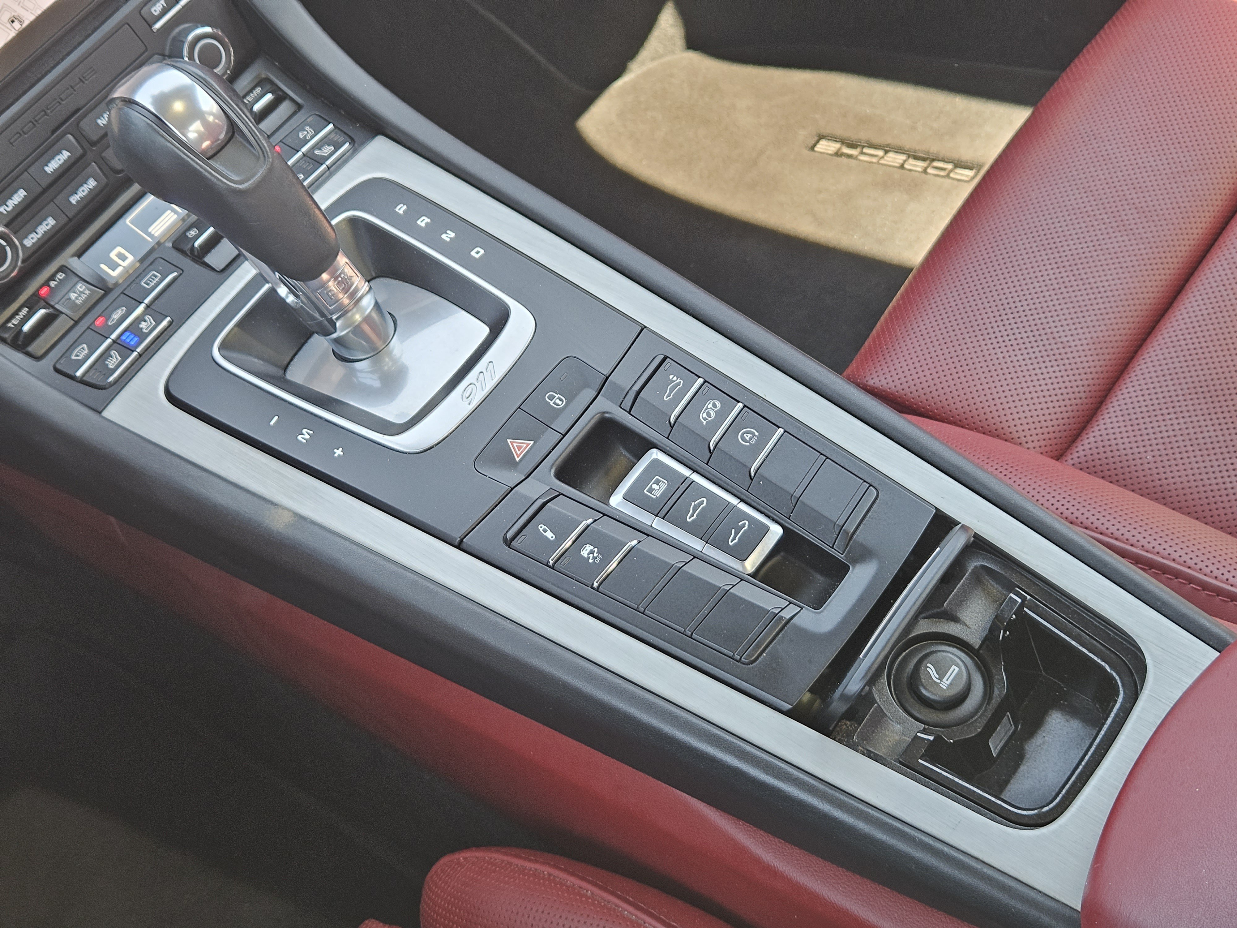 Certified 2017 Porsche 911 Carrera S RWD image 21