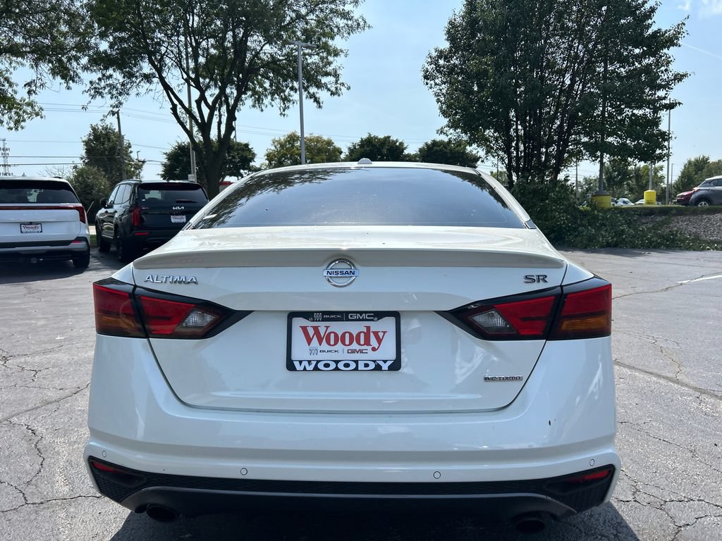 Used 2021 Nissan Altima 2.0 SR FWD image 9