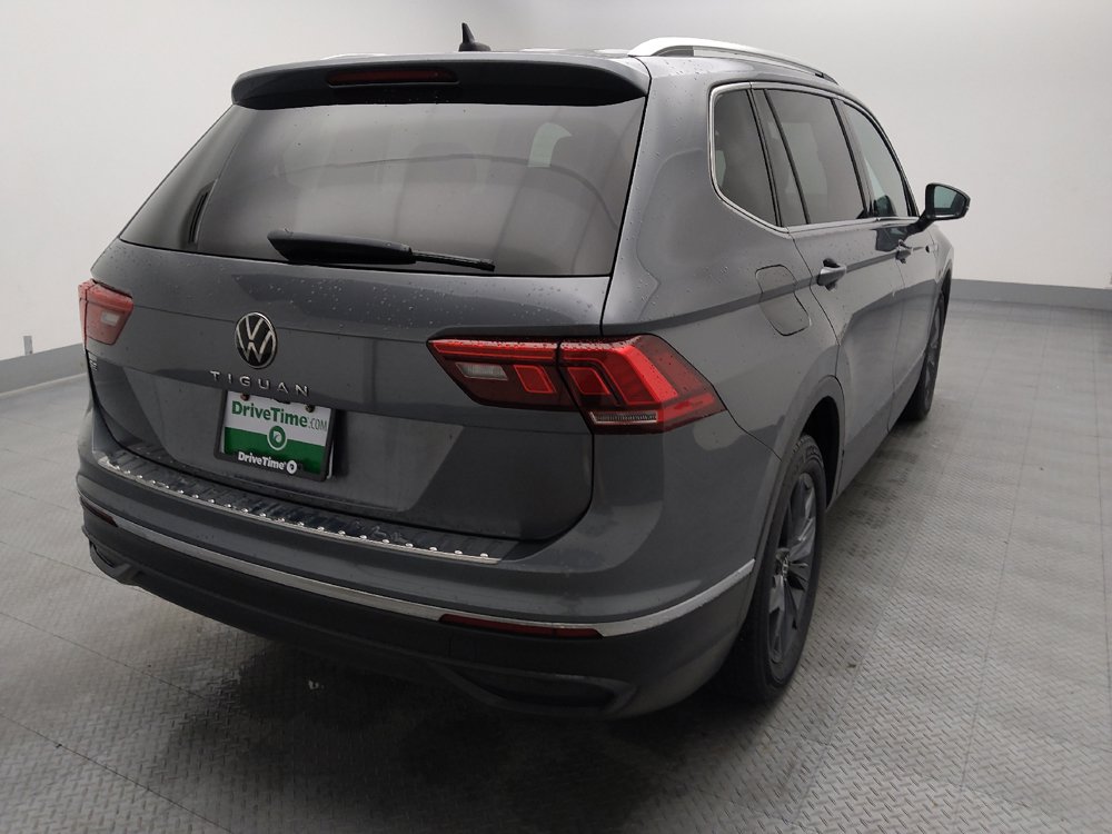 Used 2023 Volkswagen Tiguan SE FWD image 7