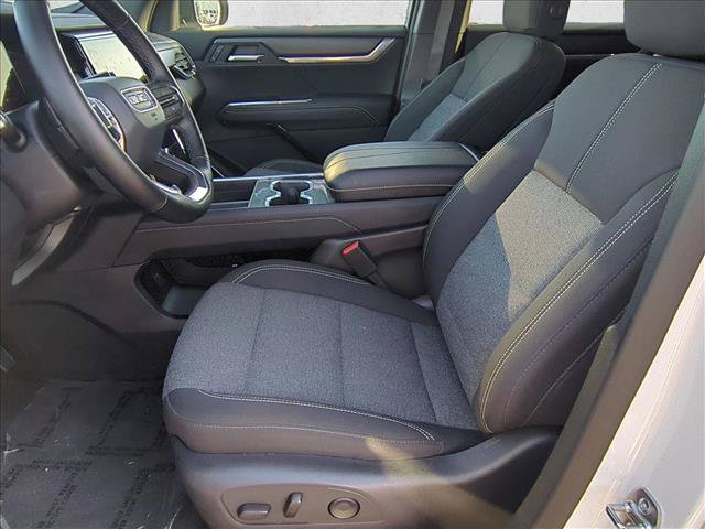 Used 2025 GMC Acadia Elevation AWD/4WD image 15