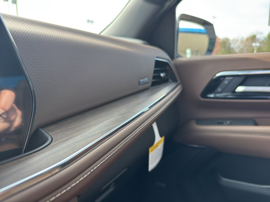 New 2026 Chevrolet Suburban High Country image 23