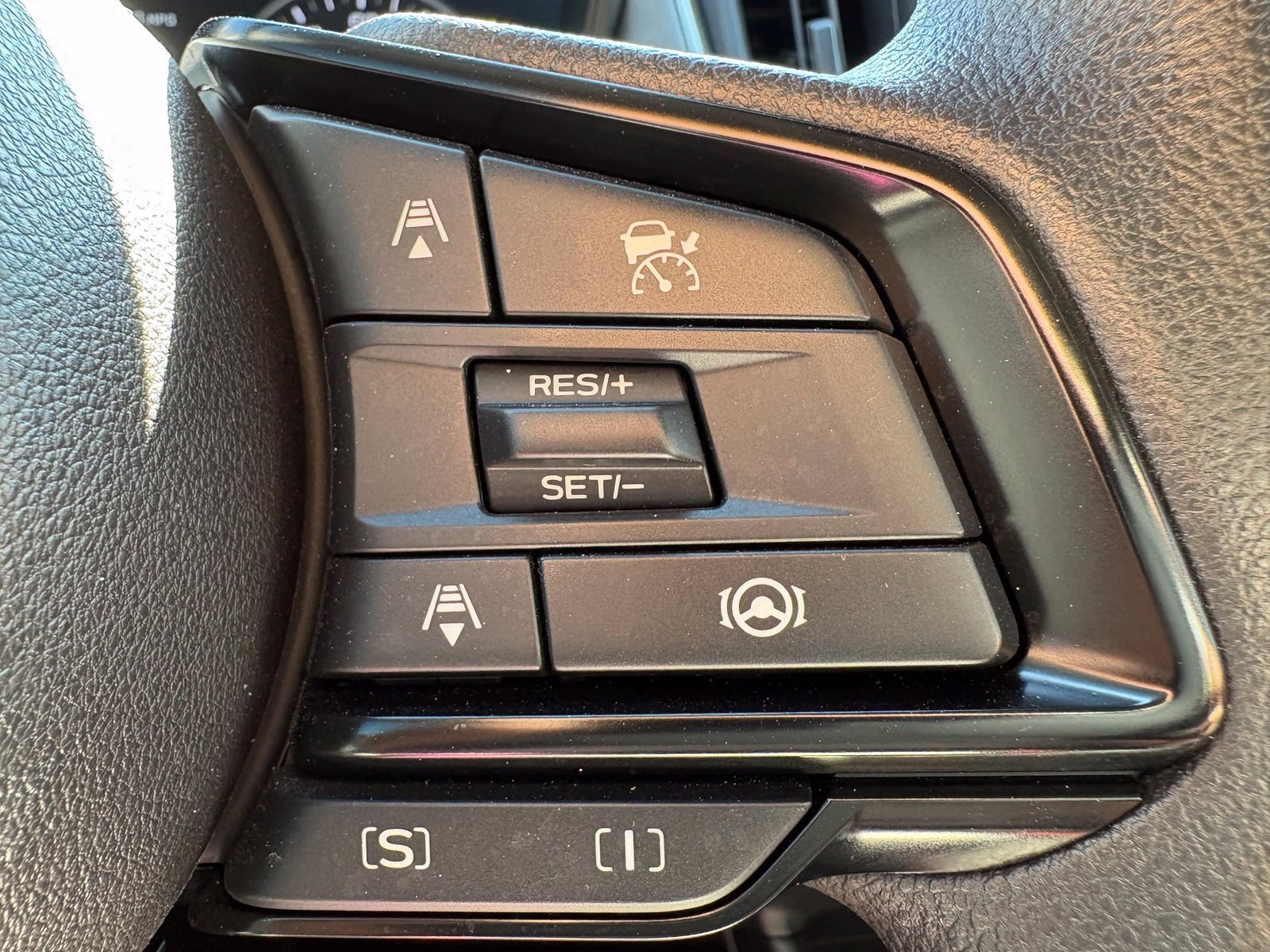 Certified 2024 Subaru Crosstrek 2.0i Premium AWD/4WD image 16