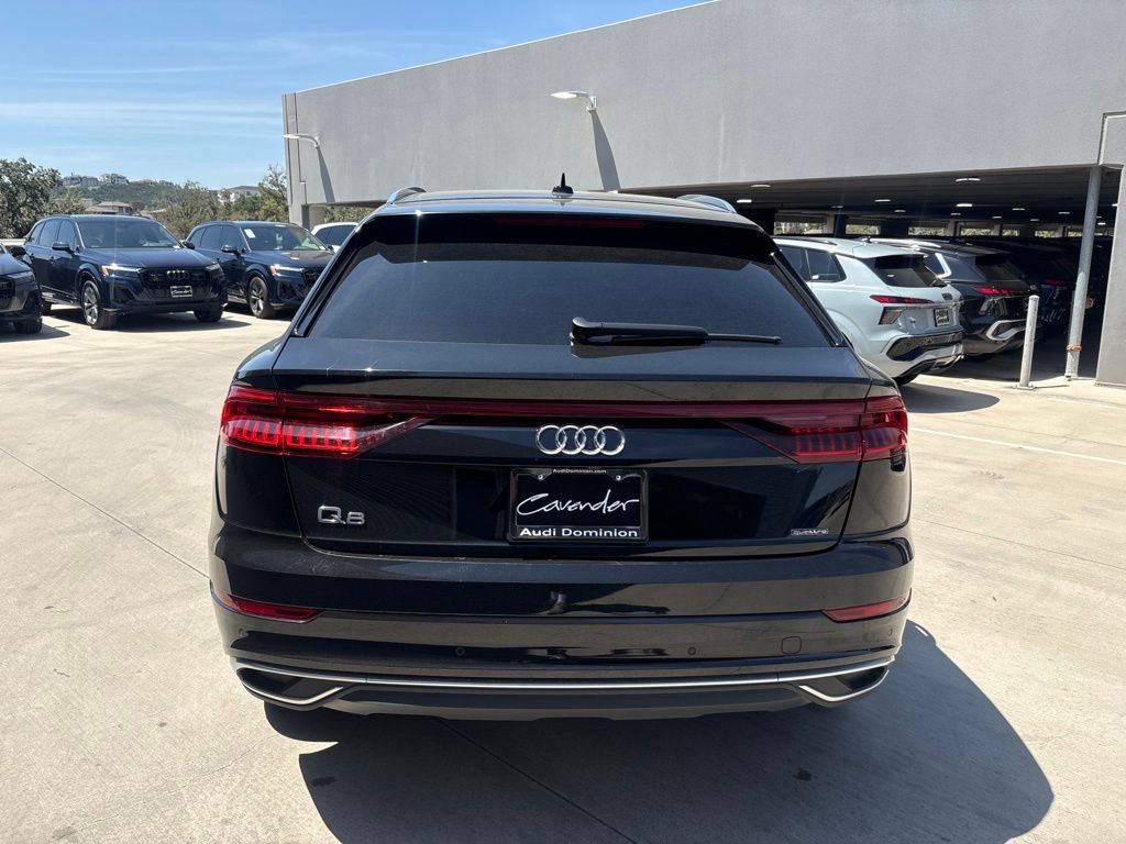 Used 2023 Audi Q8 Premium AWD/4WD image 7