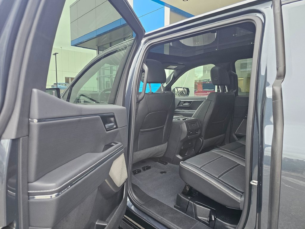 Used 2026 GMC Sierra EV Denali AWD/4WD image 19