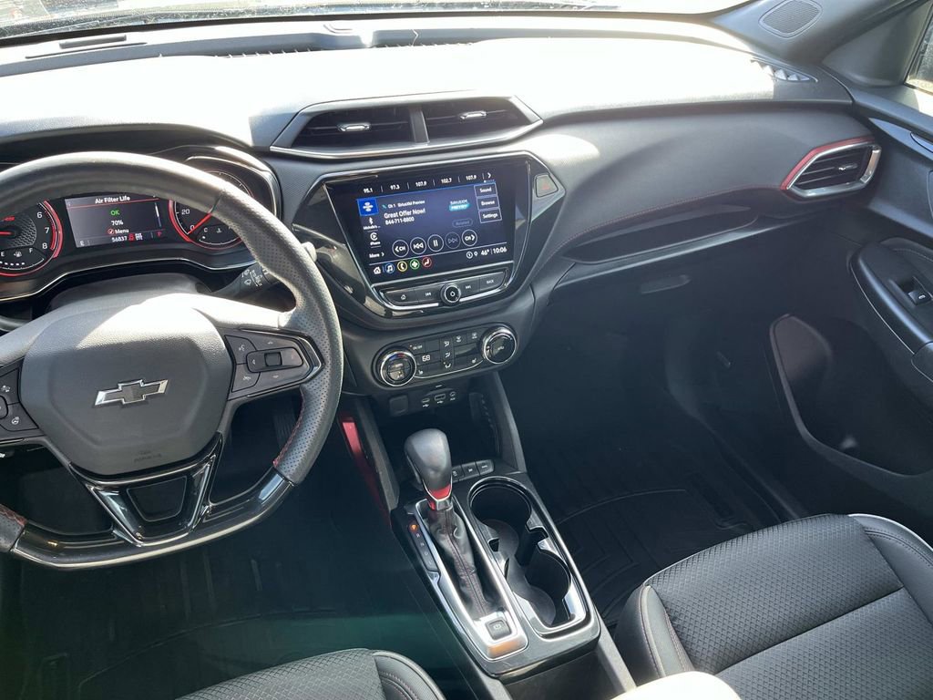 Used 2022 Chevrolet TrailBlazer RS w/ Sun and Liftgate Package image 13