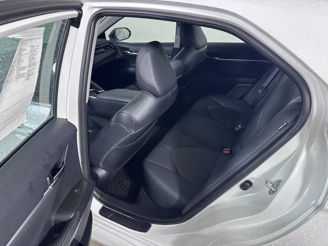 Used 2023 Toyota Camry XLE image 16