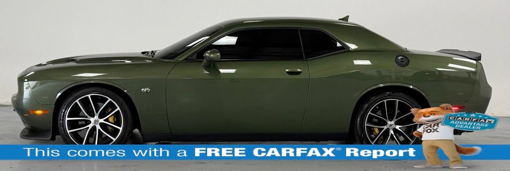 Used 2018 Dodge Challenger R/T Scat Pack w/ Leather Interior Group RWD image 2