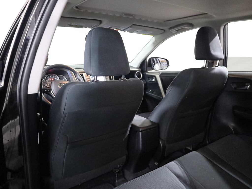 Used 2014 Toyota RAV4 XLE AWD/4WD image 39