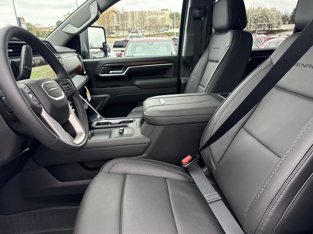 New 2026 GMC Sierra 2500 Denali w/ Denali Reserve Package image 5