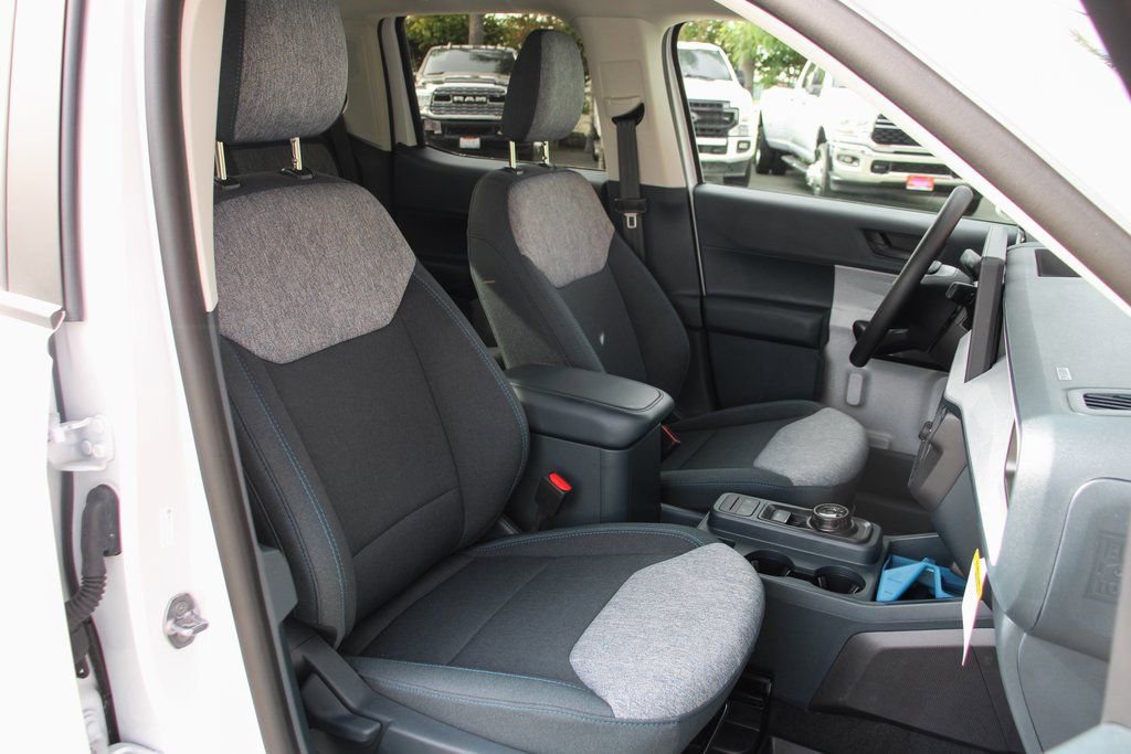 Used 2025 Ford Maverick XLT w/ Equipment Group 302A image 39