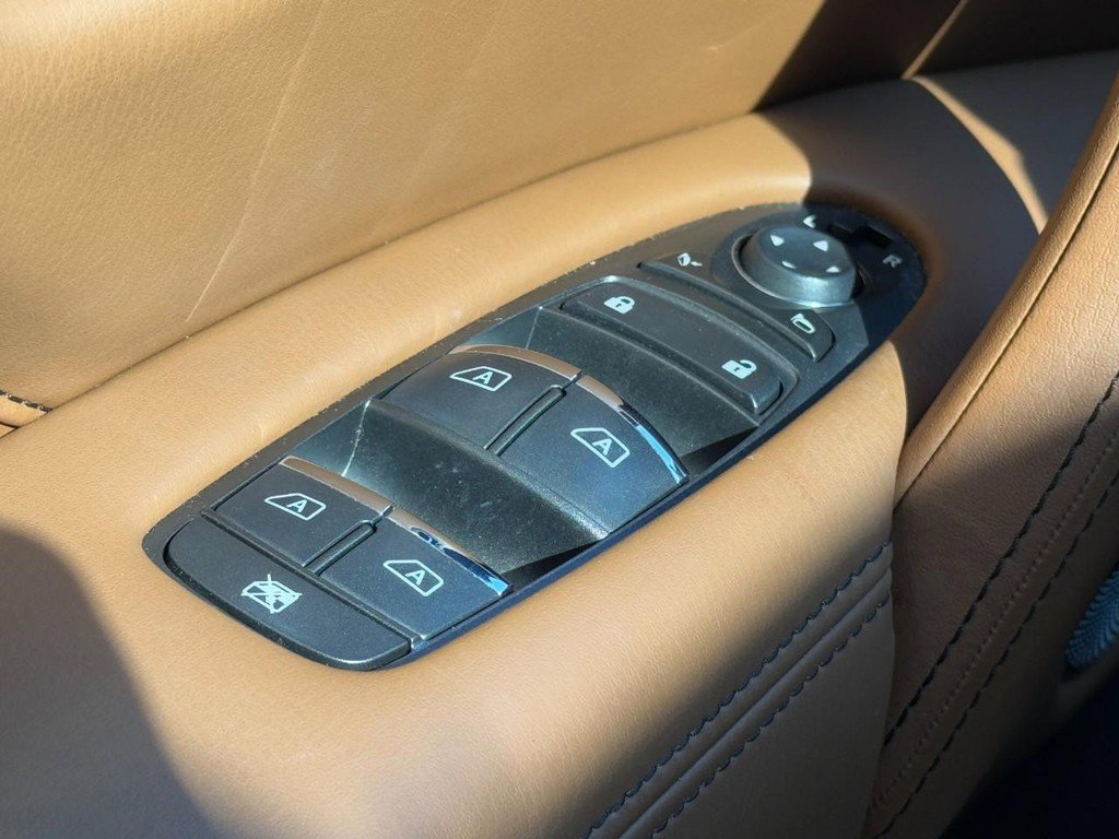 Used 2023 INFINITI QX80 Sensory w/ All-Season Package image 25