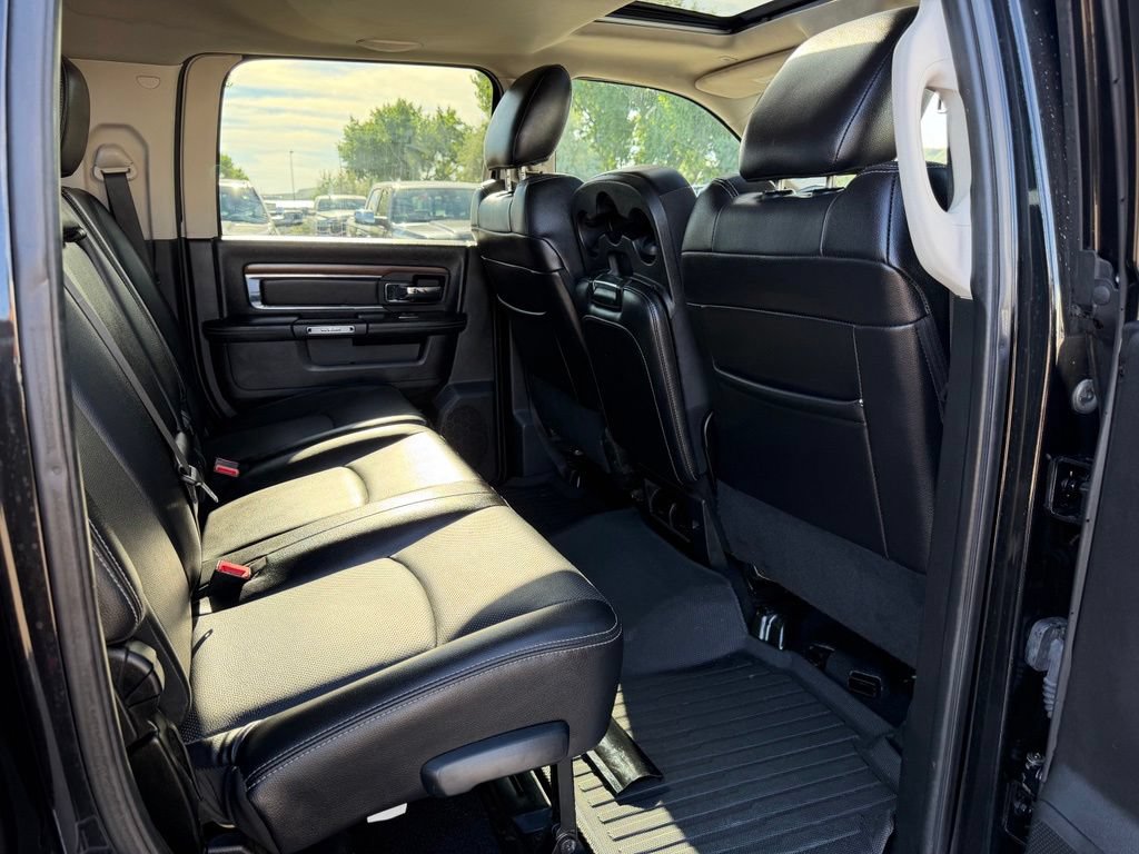 Used 2017 RAM 2500 Laramie w/ Convenience Group AWD/4WD image 16