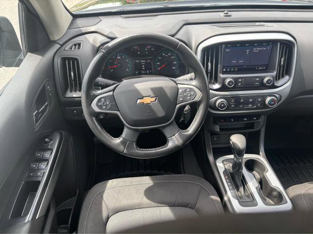 Used 2022 Chevrolet Colorado LT w/ LT Convenience Package AWD/4WD image 16