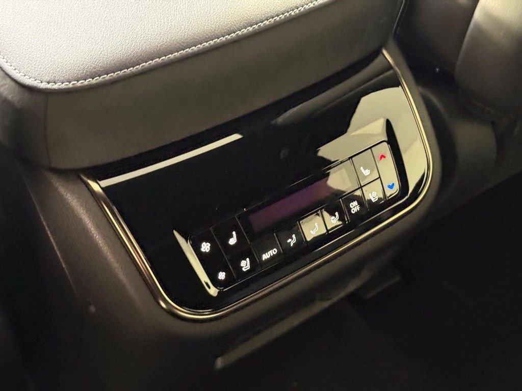 New 2026 INFINITI QX80 4WD image 19