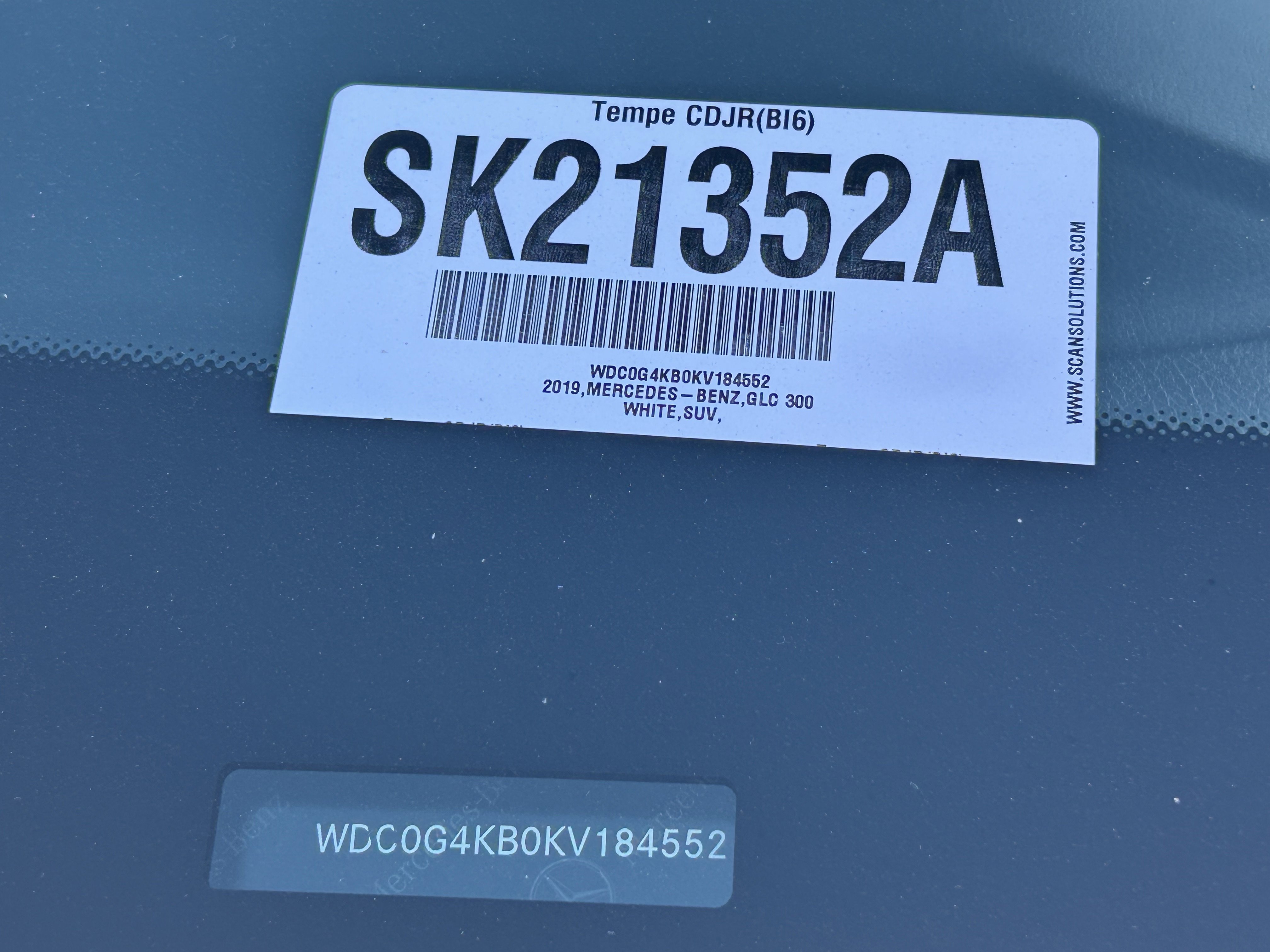 Used 2019 Mercedes-Benz GLC 300 4MATIC image 34