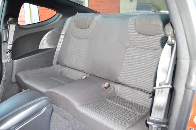 Used 2014 Hyundai Genesis 2.0T image 13