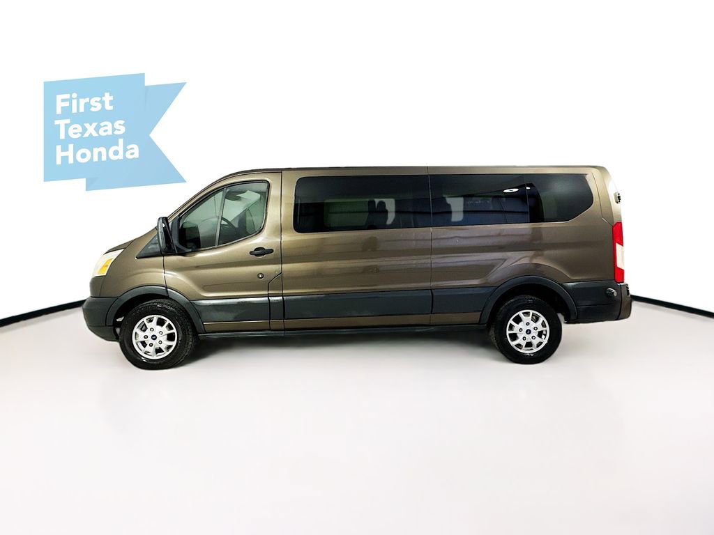 Used 2016 Ford Transit 350 XLT image 4