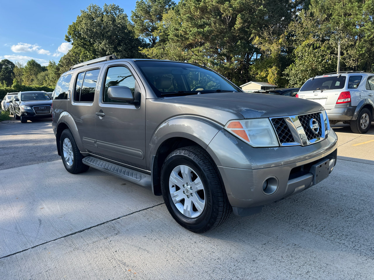 Used 2006 Nissan Pathfinder LE image 4
