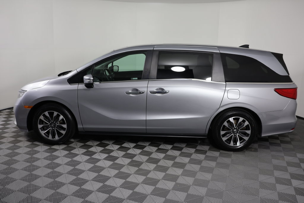 Used 2023 Honda Odyssey EX-L image 5